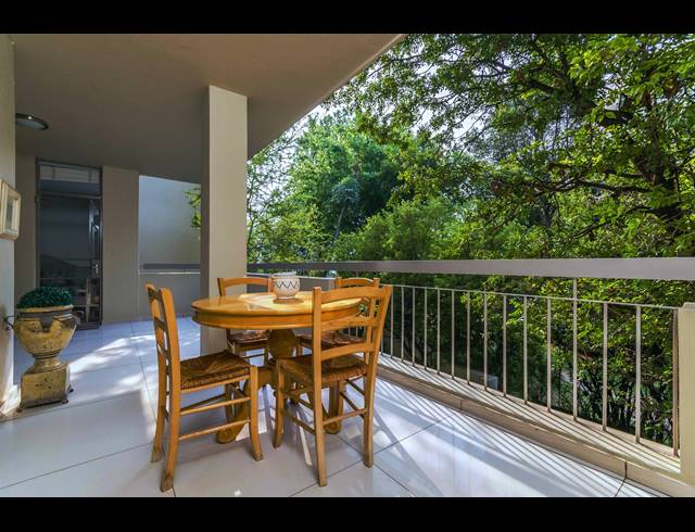 2 BEDROOM APARTMENT SOLD IN SANDHURST